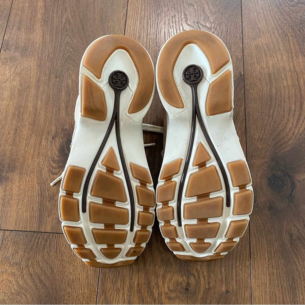 Tory Burch T Monogram Good Luck Trainer Sneakers Beige 8.5 - Picture 9 of 11